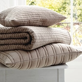 Bedspreads & Cushions