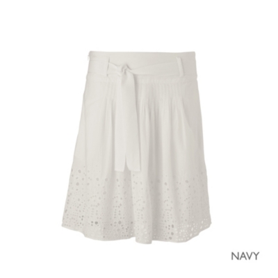 http://whitecompany.scene7.com/is/image/whitecompany/BRCHS_15_F?$Flyout778x778$