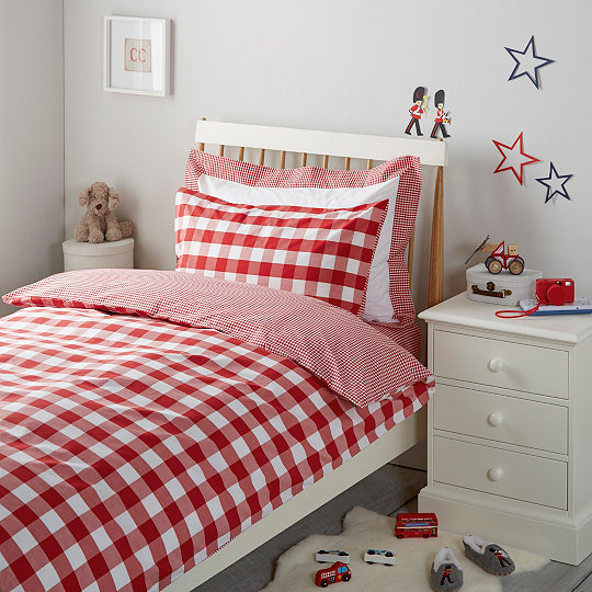 Red Check Bed Linen Home Decorating Ideas Interior Design