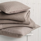 Dusky Pink Chelsea Quilt & Cushion 