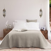 Stone Chelsea Quilt & Cushion 