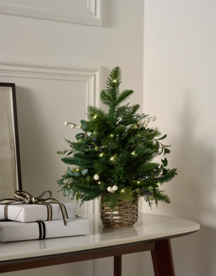 1.5ft Dressed Tree