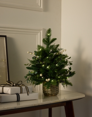 1.5ft Dressed Tree