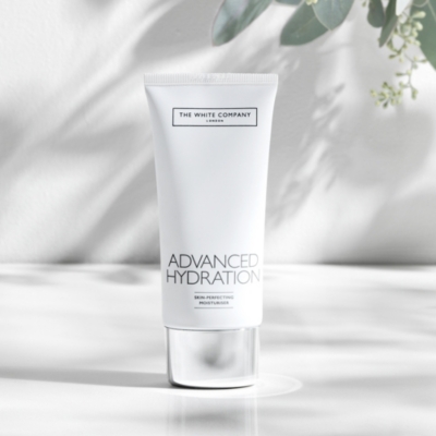 12 Indulgent Moments Gift Set Candles & Fragrance Sale The White