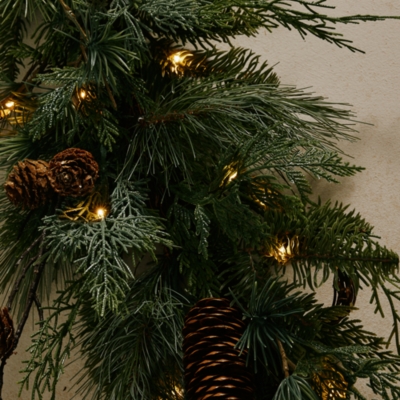 180cm Pre-Lit Ultimate Fir Tree Centrepiece Garland