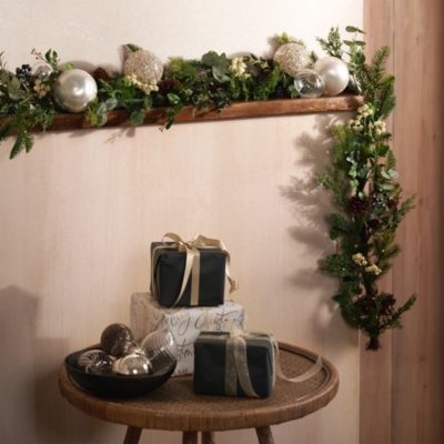 180cm Pre Lit Ultimate Pinecone Garland