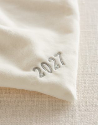 2027 Dated Bear Comforter