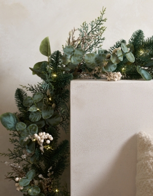 250cm Pre-Lit Frosted Eucalyptus Garland