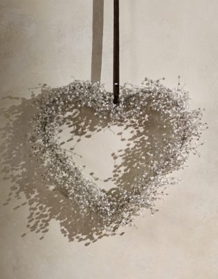 27cm Heart Beaded Wreath