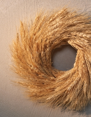 33cm Dried Wheat Wreath