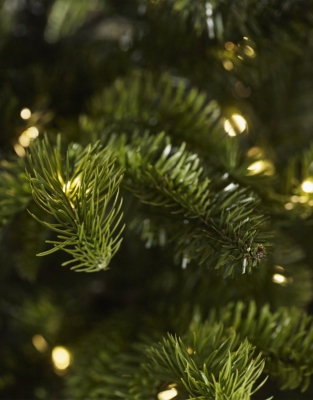 4.5ft Pre Lit Christmas Tree