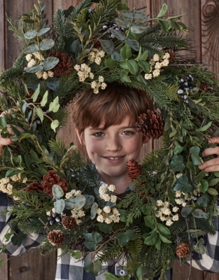 60cm Pre Lit Ultimate Pinecone Wreath