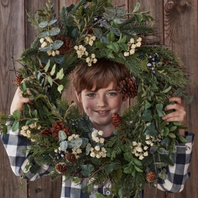 60cm Pre Lit Ultimate Pinecone Wreath