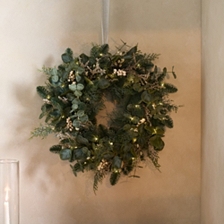 65cm Pre-Lit Frosted Eucalyptus Wreath