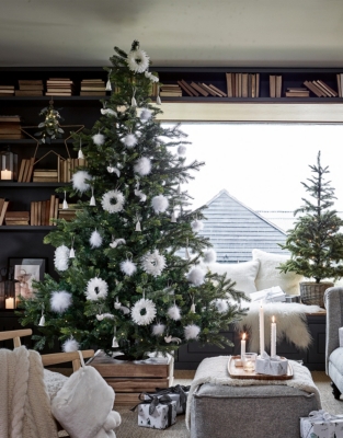 6ft Grand Spruce Christmas Tree