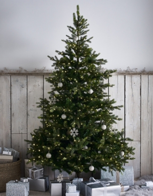 7.5ft Pre Lit Grand Spruce Christmas Tree