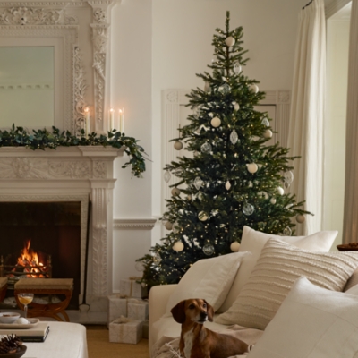 9ft Pre Lit Grand Spruce Christmas Tree