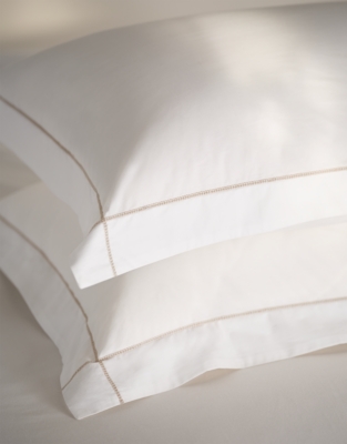 Ana Oxford Pillowcase – Single