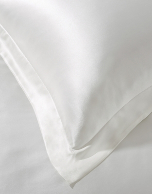Audley Pure Silk Duvet Cover