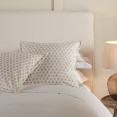 Avery Cushion