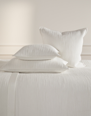 Belgravia Cushion