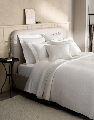 Belgravia Quilt & Cushion Cover Collection