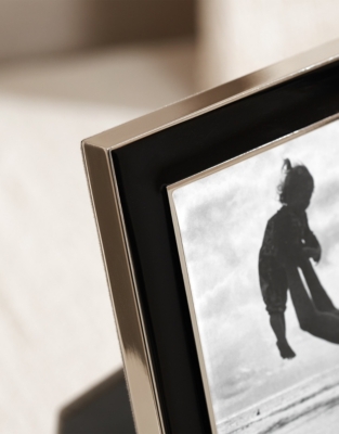 Black Resin Photo Frame – 4x6”