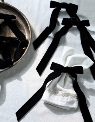 Black Ribbon Napkin Bows – Set of 6