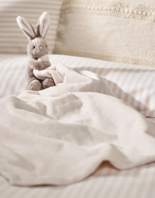 Bonnie Bunny Comforter Blanket – Large