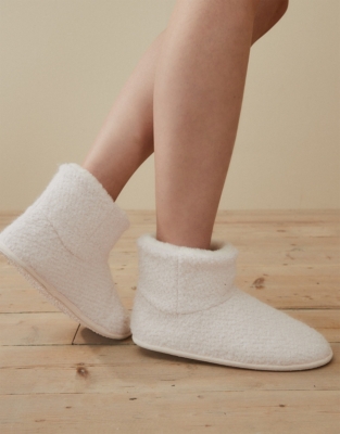 White company slipper discount boots