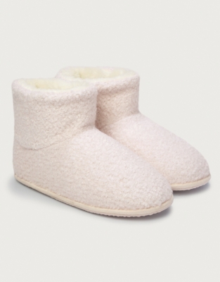 the white company slipper boots