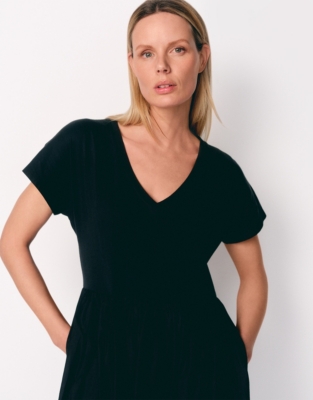 Broderie Hem V-Neck Jersey Midi Dress
