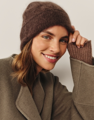 Brushed Cashmere Hat - Dark Chocolate