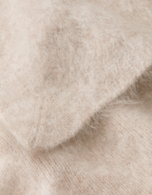 Brushed Cashmere Neck Scarf - Soft Blush