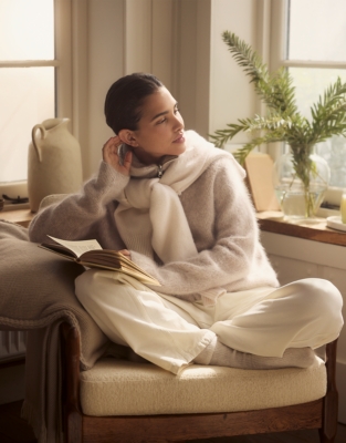 Brushed Cashmere Zip-Through Cardigan