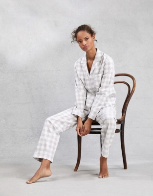 White company gingham outlet pyjamas