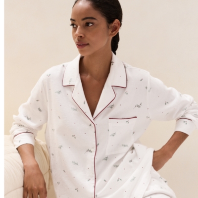 Brushed-Cotton Holly Print Classic Pyjama Set