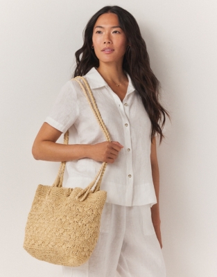 Button Fan Weave Straw Bag