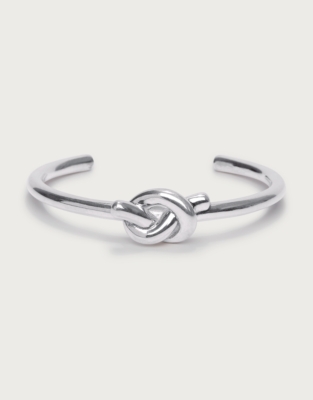 Césart Silver Plated Knot Bracelet