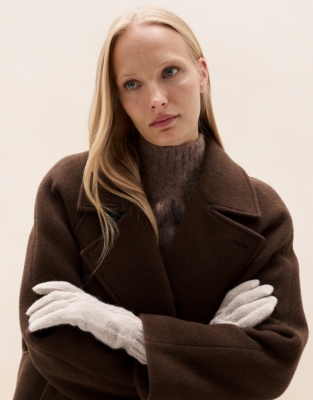 Cable-Knit Gloves with Alpaca