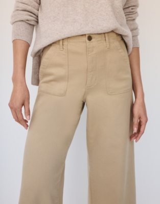 Cadogan Cropped Jeans - Sand