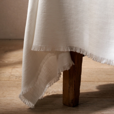 Camber Soft Wash Tablecloth – Large