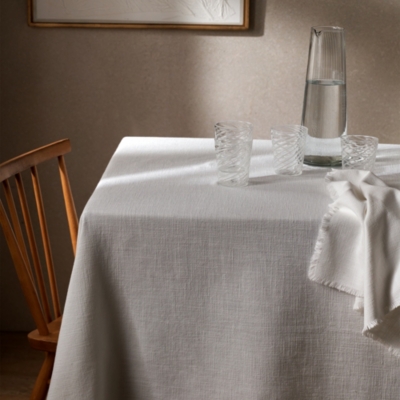 Camber Soft Wash Tablecloth – Large