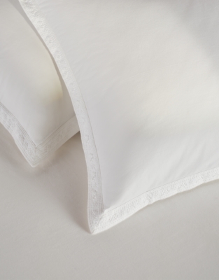 Camille Oxford Pillowcase – Single