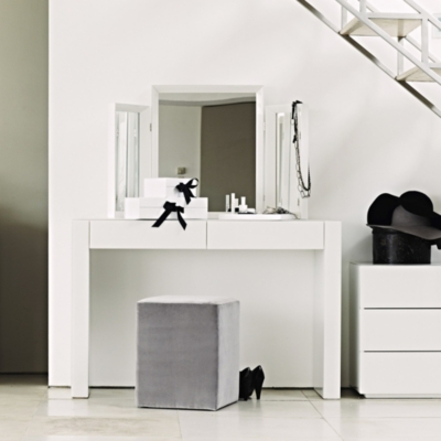 White company deals dressing table