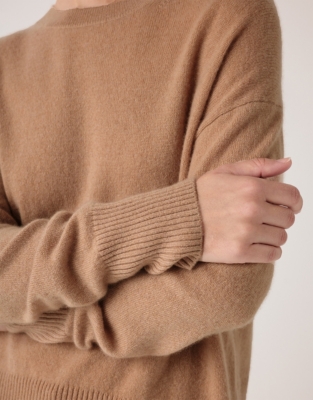 Cashmere Crew Neck Jumper - Light Tan