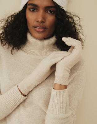 Cashmere Essential Gloves Accessories Sale The White Company UK