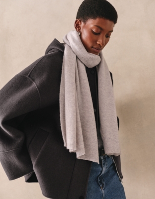 Cashmere Essential Scarf