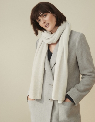 Cashmere Essential Scarf | Scarves & Hats | The White Company US