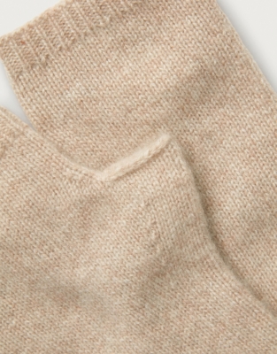 Cashmere Essential Wrist Warmers - Camel Marl